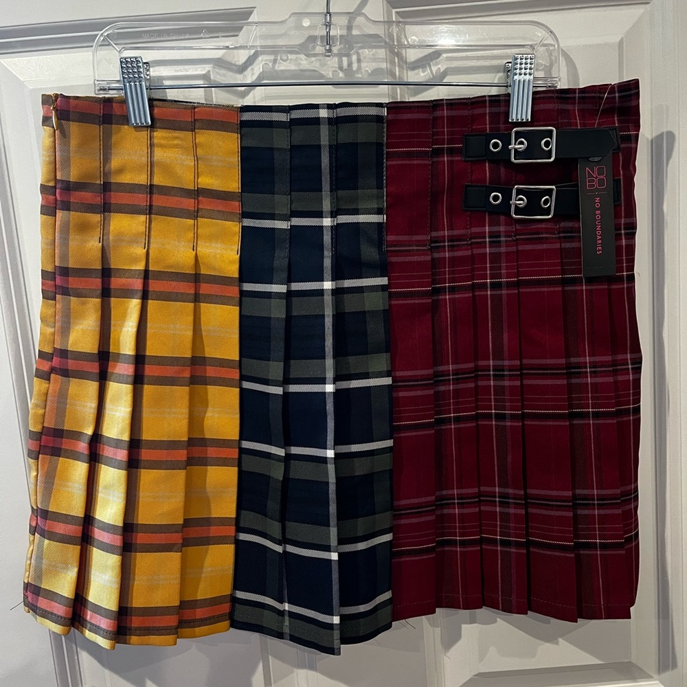 No Boundaries NWT Multicolor Skirt Size XL